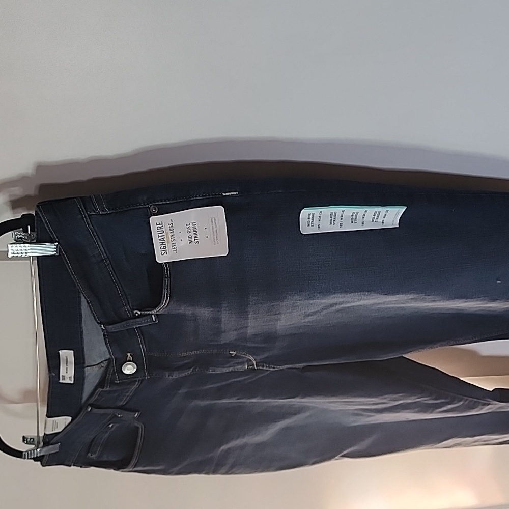 Levi Strauss Jeans - Picture 4 of 13